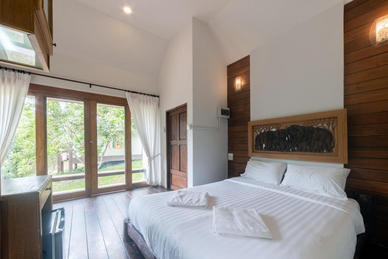 Tawan Riverside Mae Wang Bagian luar foto