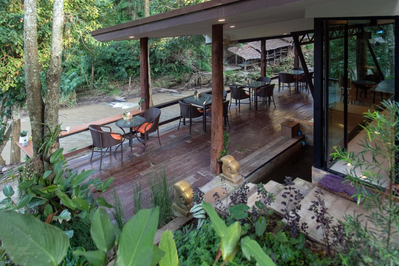 Tawan Riverside Mae Wang Bagian luar foto