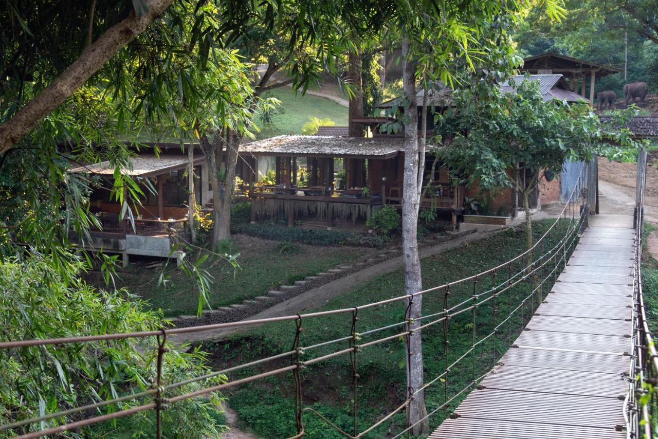 Tawan Riverside Mae Wang Bagian luar foto