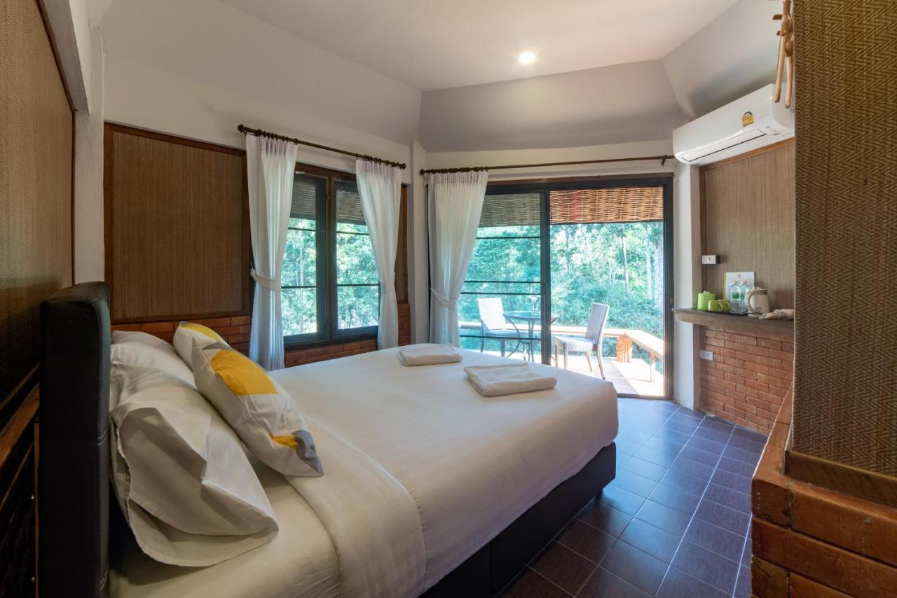 Tawan Riverside Mae Wang Bagian luar foto