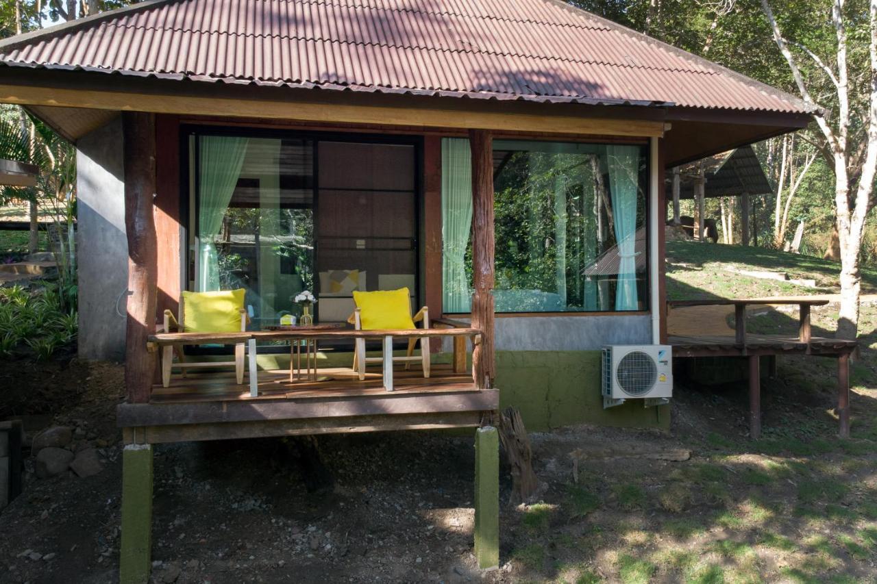 Tawan Riverside Mae Wang Bagian luar foto